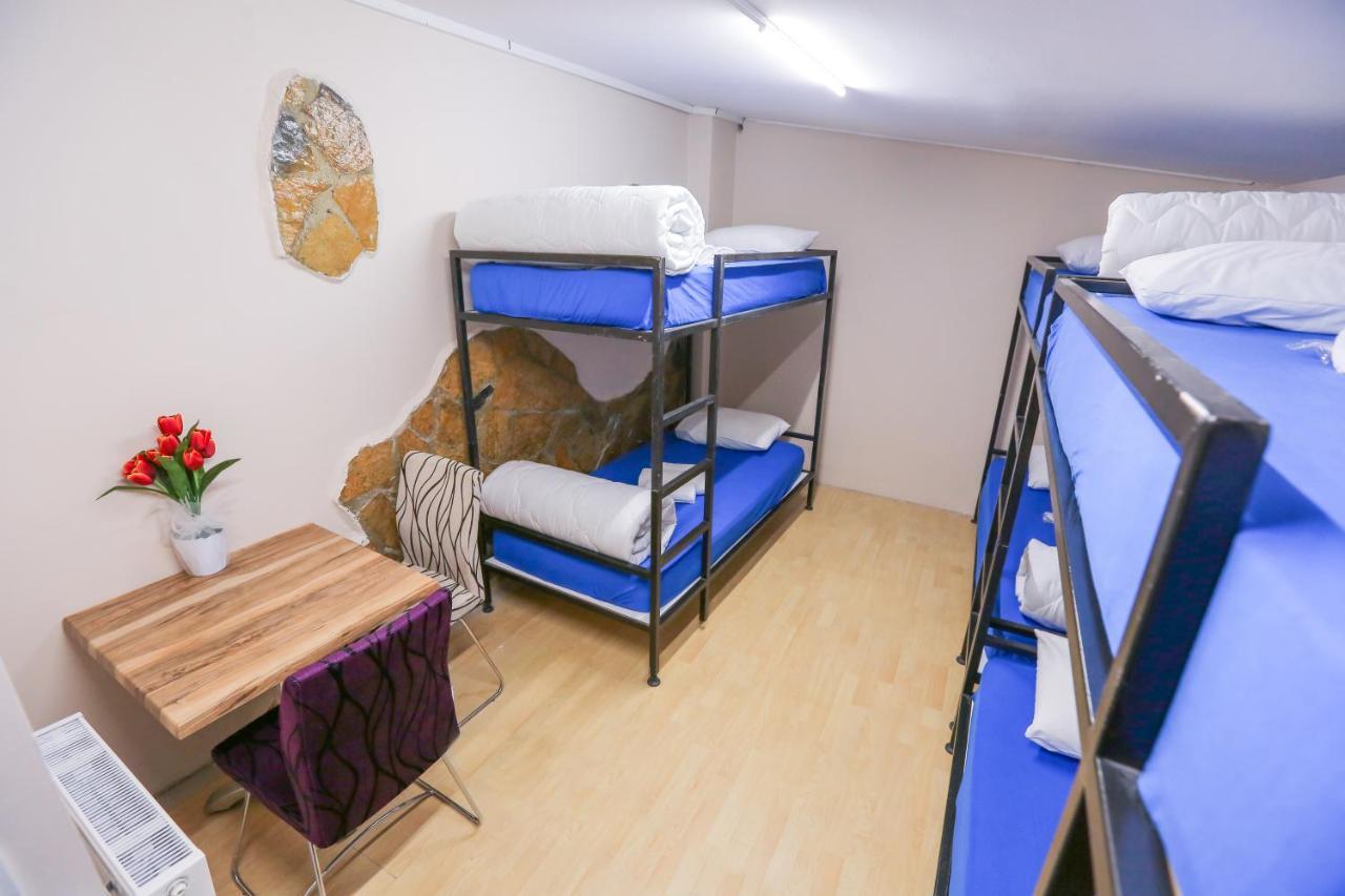 The Macan Hostel Стамбул Экстерьер фото